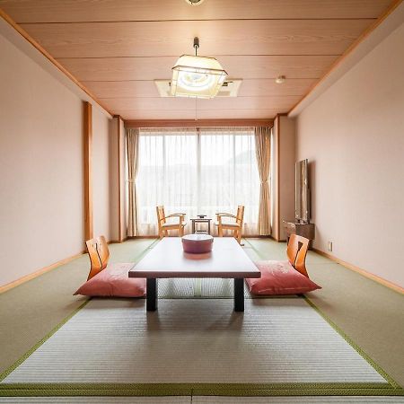 โรงแรมบีช ไซด์ คะชิมะโซะ Tonosho  ภายนอก รูปภาพ